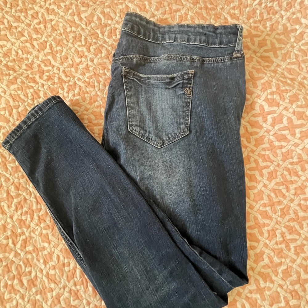 Blue desire skinny jeans size 20